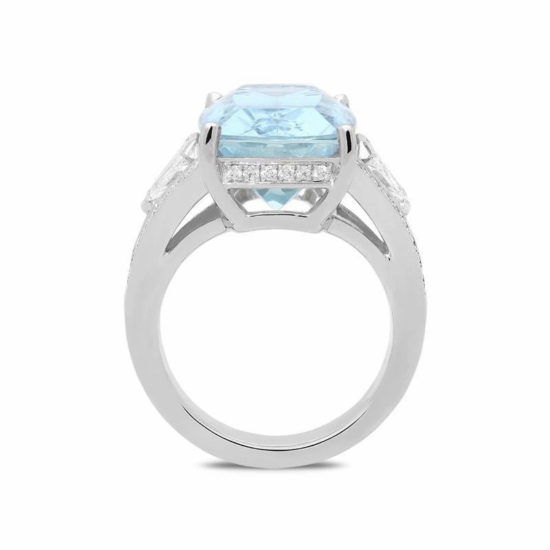 18ct White Gold 11.17ct Aquamarine Diamond Ring