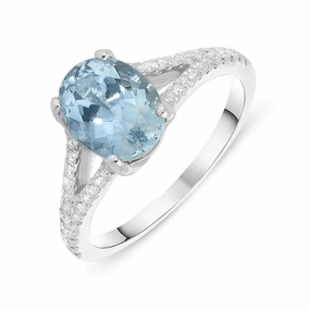18ct White Gold Aquamarine and Diamond Oval Cut Ring