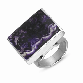 18ct White Gold Blue John Queen's Jubilee Hallmark Medium Square Ring D