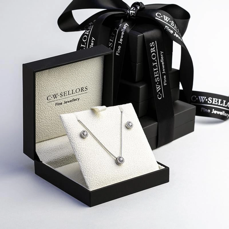 18ct White Gold Diamond Two Piece Gift Set