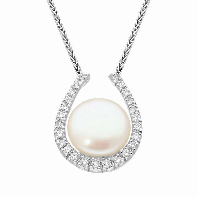 18ct White Gold Pearl Diamond Horseshoe Necklace D