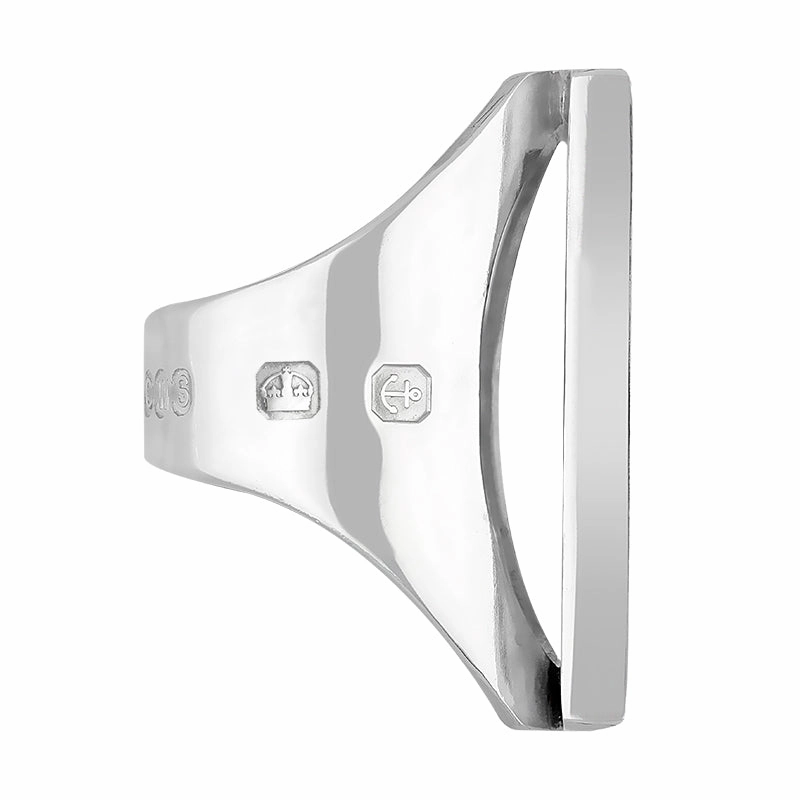 18ct White Gold Whitby Jet Hallmark Large Square Ring