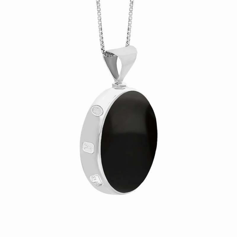 18ct White Gold Whitby Jet Lapis King's Coronation Hallmark Double Sided Round Necklace D