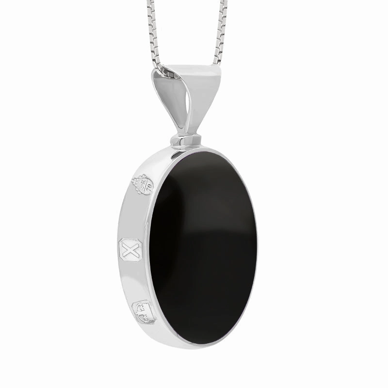 18ct White Gold Whitby Jet Malachite Queens Jubilee Hallmark Double Sided Oval Necklace D