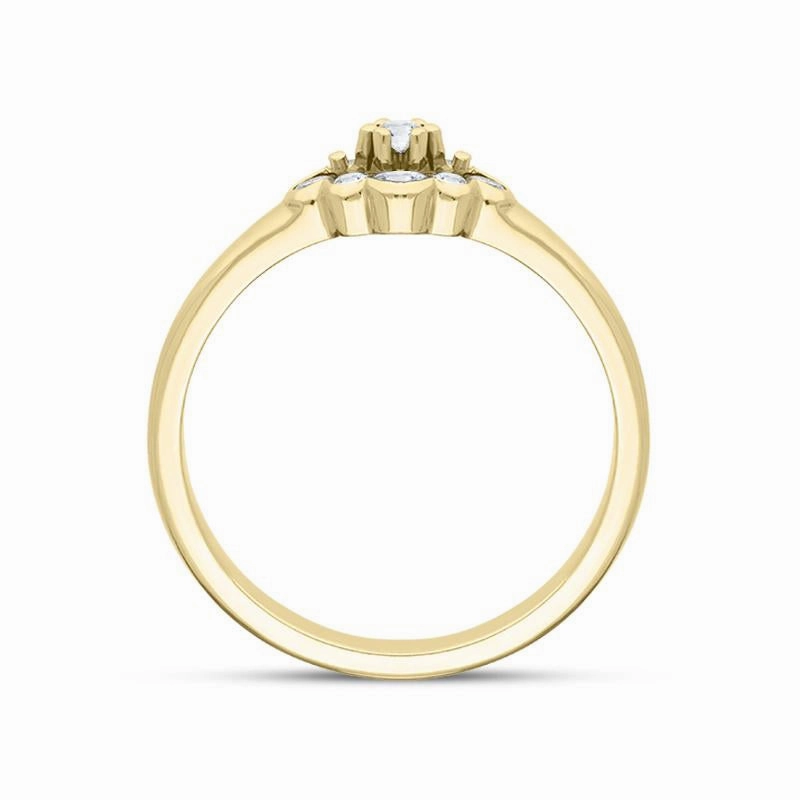 18ct Yellow Gold Diamond Rhombus Shape Cluster Style Ring