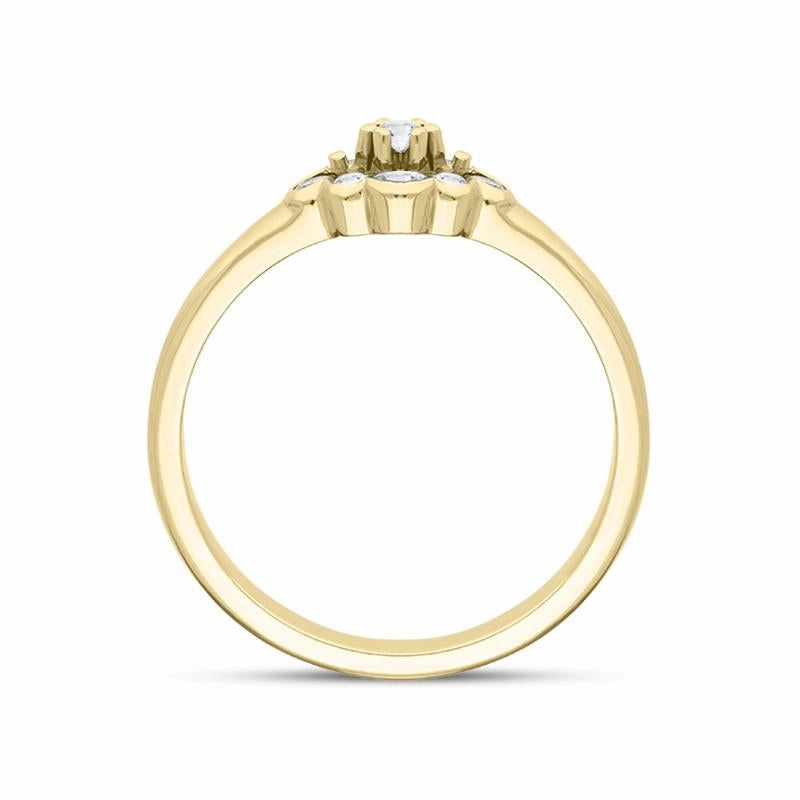 18ct Yellow Gold Diamond Rhombus Shape Cluster Style Ring