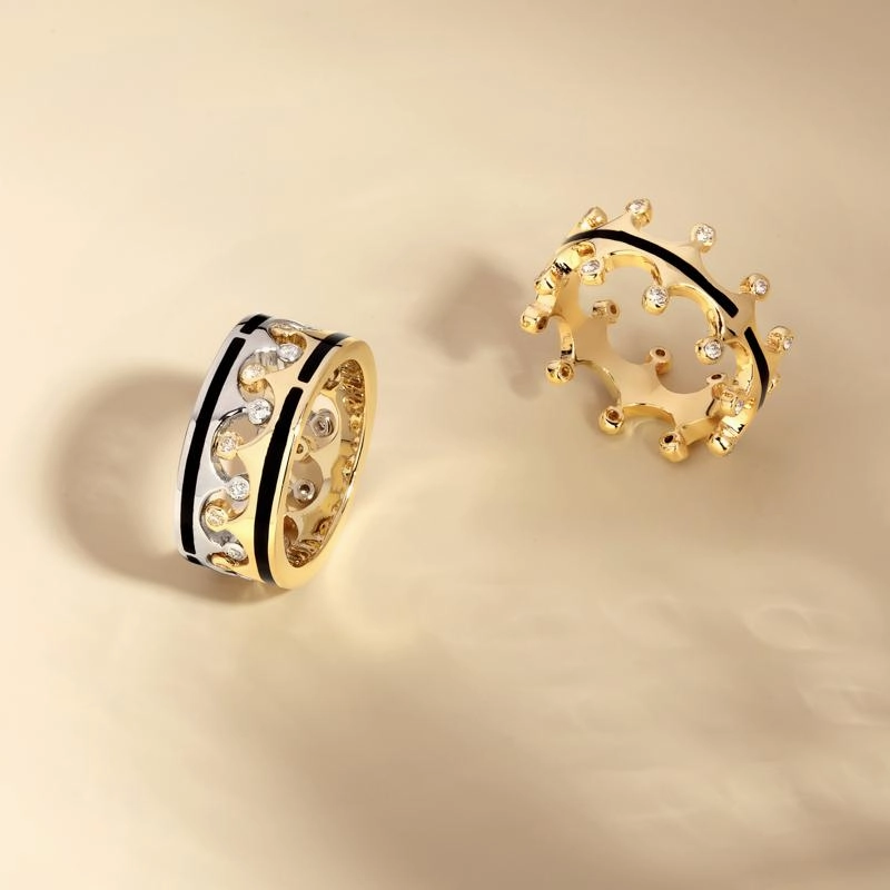 18ct Yellow Gold Whitby Jet Diamond Tiara Band Ring
