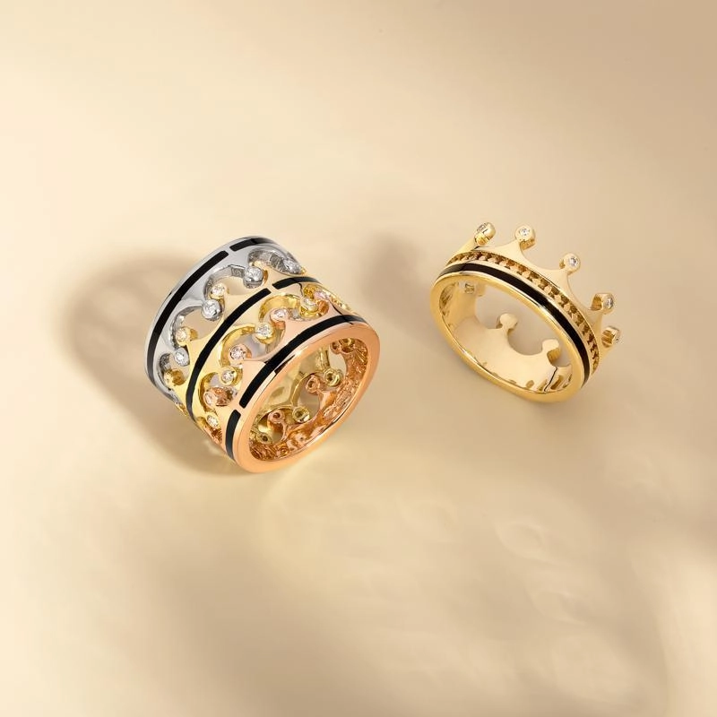 18ct Yellow Gold Whitby Jet Diamond Tiara Band Ring