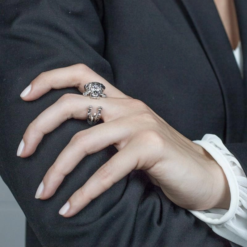 Dog Fever Sterling Silver Dachshund Teckel Hug Ring