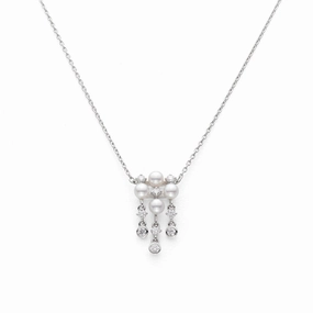Mikimoto 18ct White Gold Diamond 3.25mm White Akoya Pearl Necklace D