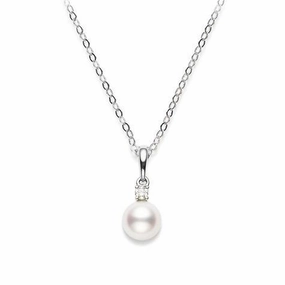 Mikimoto 18ct White Gold Diamond 8mm White AA Akoya Pearl Necklace