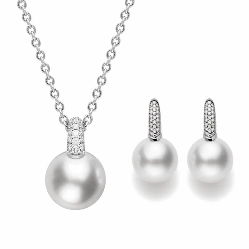 Mikimoto 18ct White Gold Diamond Akoya Pearl Two Piece Gift Set