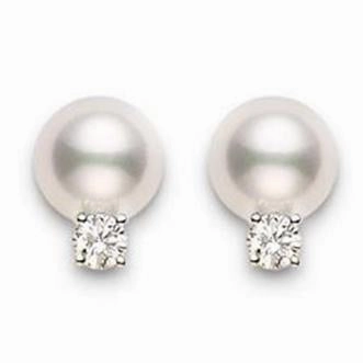 Mikimoto 18ct Yellow Gold Diamond 7mm White AA Akoya Pearl Stud Earrings