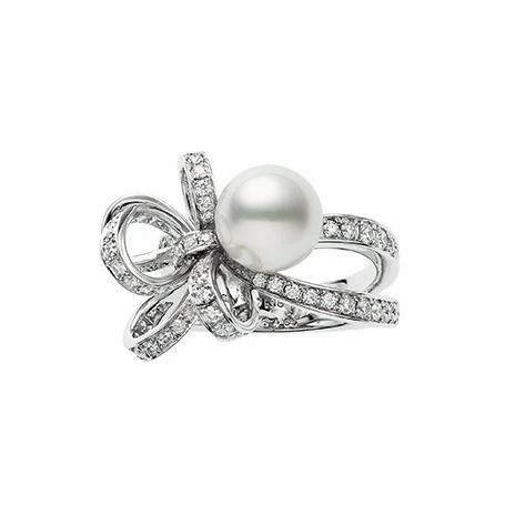 Mikimoto Jeux de Rubans 18ct White Gold 8.75mm Pearl 0.64ct Diamond Ring