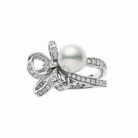 Mikimoto Jeux de Rubans 18ct White Gold 8.75mm Pearl 0.64ct Diamond Ring