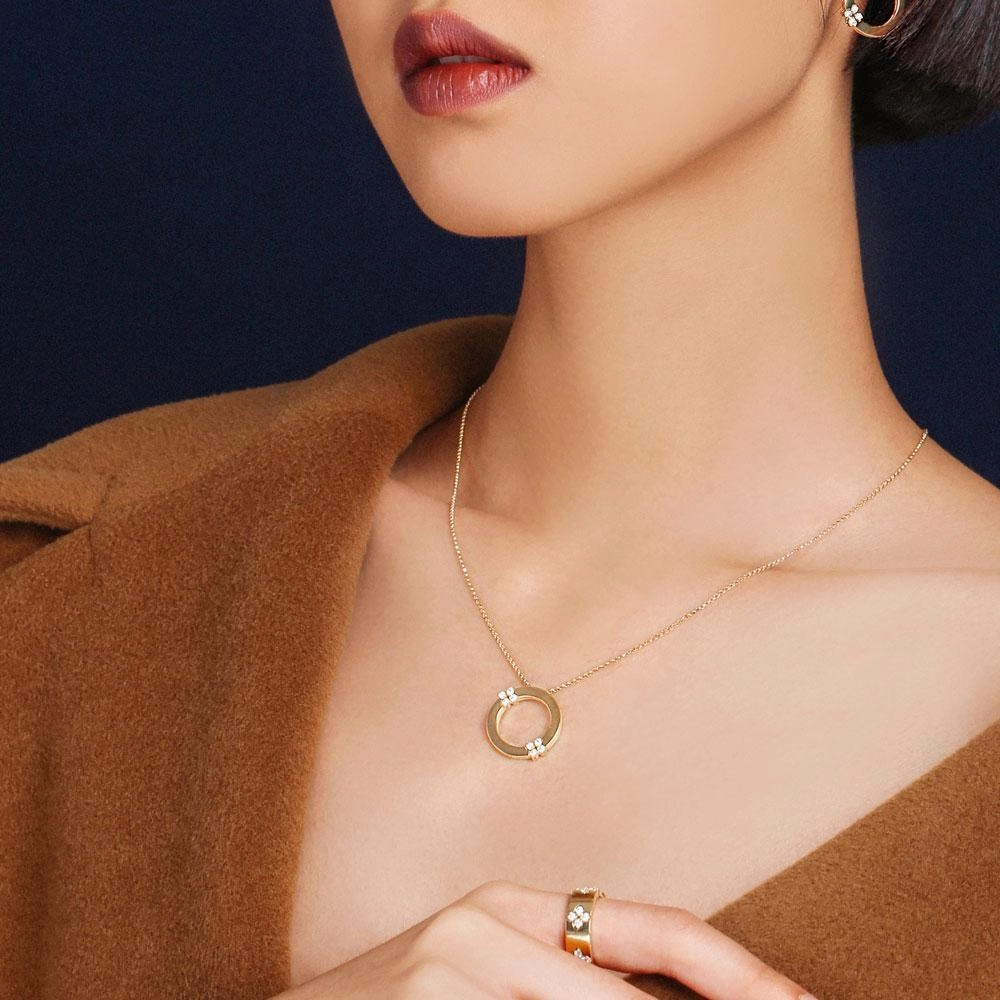 Roberto Coin Love in Verona 18ct Yellow Gold 0.19ct Diamond Pendant Necklace D
