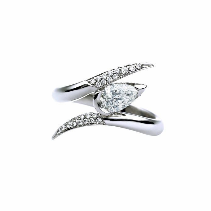 Shaun Leane Entwined 18ct White Gold 0.87ct Diamond Ariana Engagement Ring