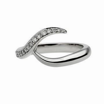Shaun Leane Entwined Platinum 0.11ct Diamond Inward Wedding Ring