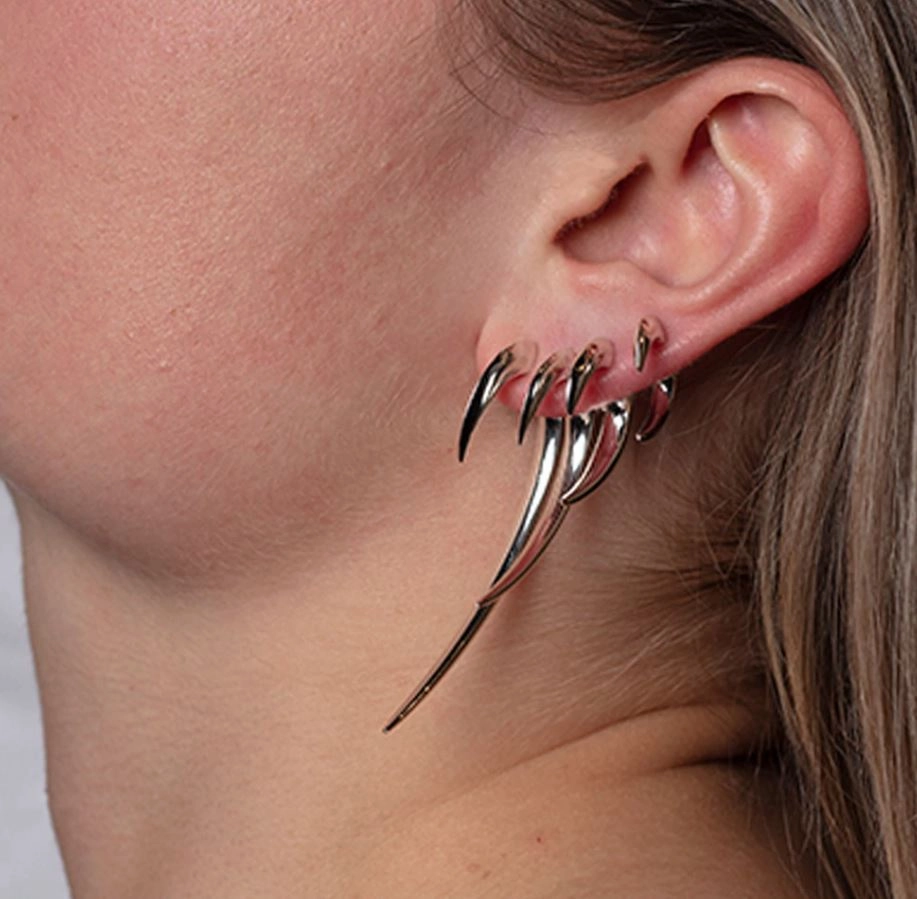 Shaun Leane Hook Single Sterling Silver Size 2 Earring