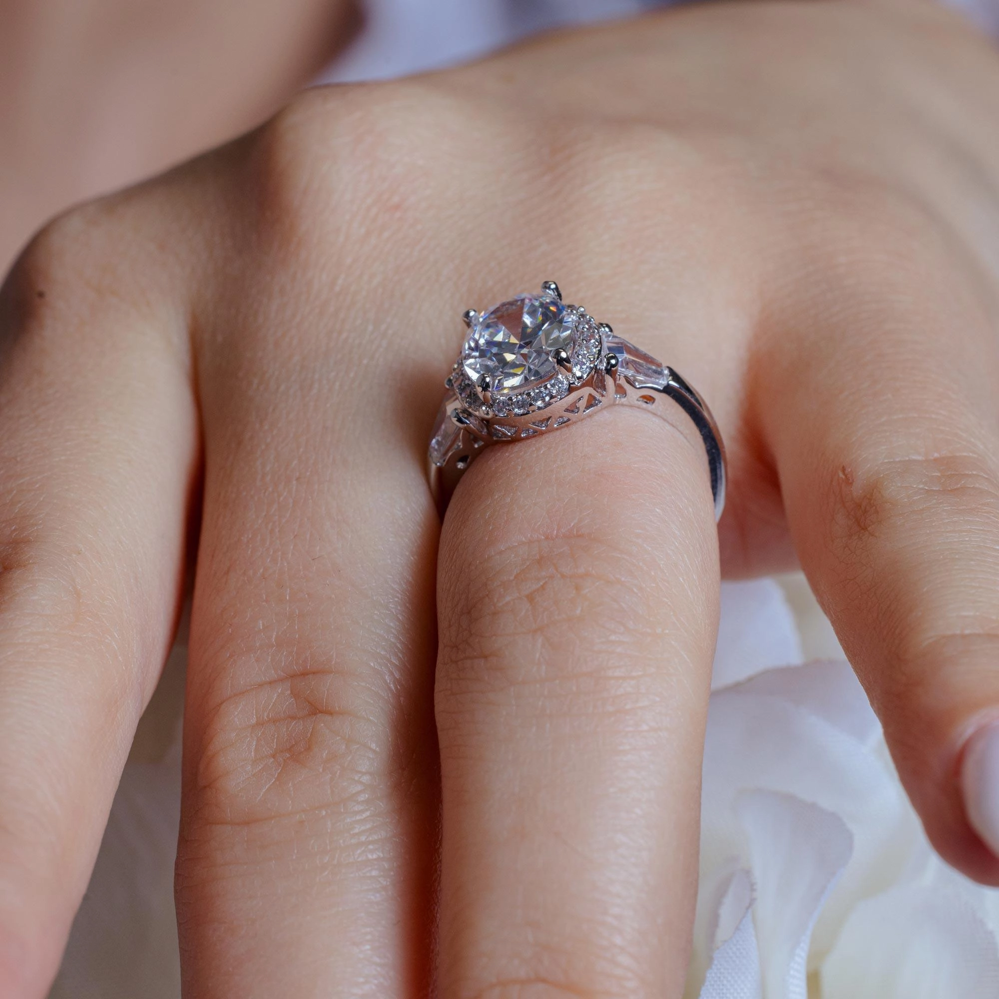 Silver 925 Rhodium Plated Clear Cluster CZ Round Bridal Ring - BGR00573